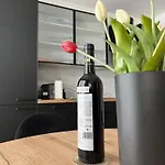 Apartment No1 Z Bezplatnym Parkingiem Podziemnym-faktura, Netflix Koszalin