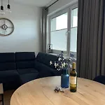 Apartment No1 Z Bezplatnym Parkingiem Podziemnym-faktura, Netflix