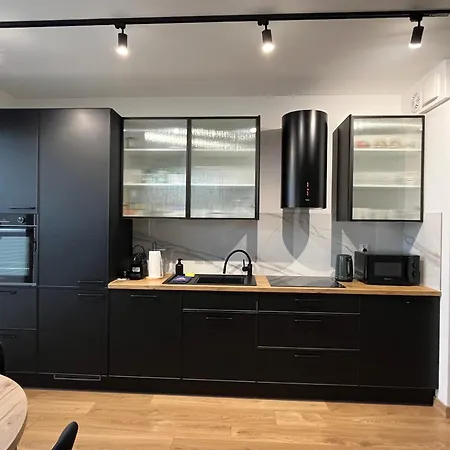 No1 Z Bezplatnym Parkingiem Podziemnym-faktura, Netflix * Koszalin