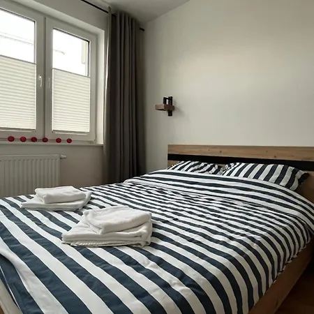 No1 Z Bezplatnym Parkingiem Podziemnym-faktura, Netflix Apartmán *