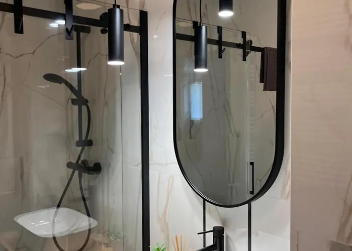 Lägenhet No1 Z Bezplatnym Parkingiem Podziemnym-faktura, Netflix Koszalin