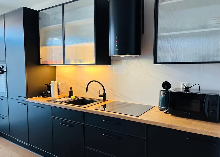 No1 Z Bezplatnym Parkingiem Podziemnym-faktura, Netflix Koszalin